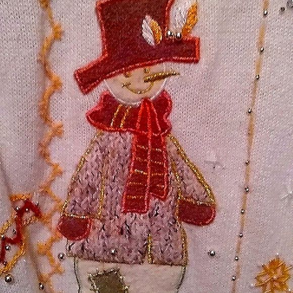 Basic additions holiday medium cream long sleeved Christmas sweater embellished - Picture 4 of 9